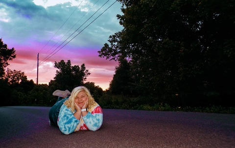 aavis31 header picture leakfans.com