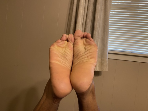 adamjohns header picture leakfans.com