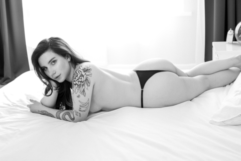 adelehandyfree header picture leakfans.com