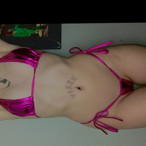 agirlcalledluckyy header picture leakfans.com