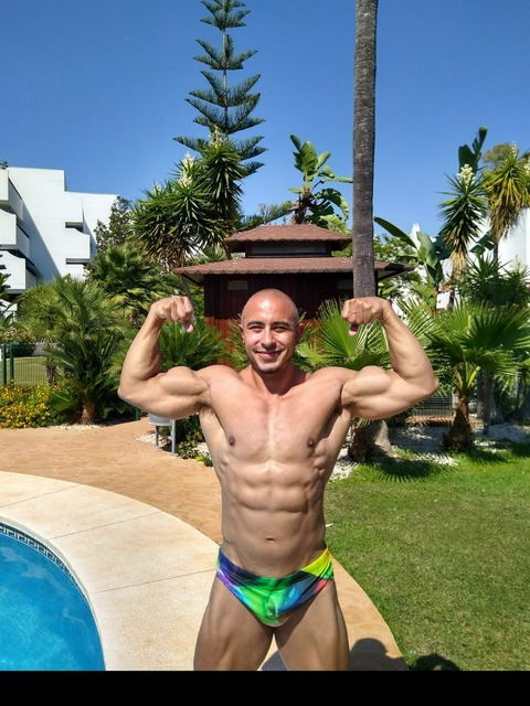 alanvicenzo header picture leakfans.com