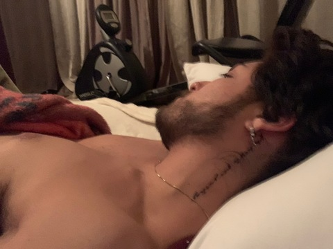 Header of alejandrofans1