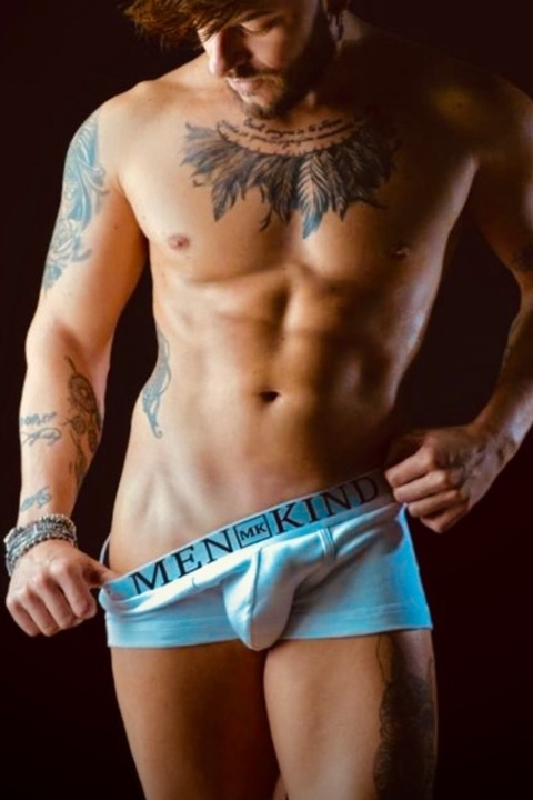 alessiopalermoxxx header picture leakfans.com