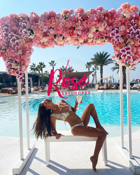 alexisrain_of header picture leakfans.com