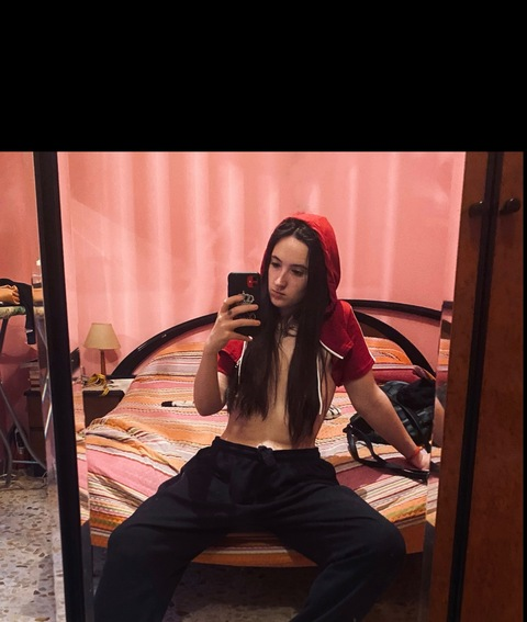 alicianuez header picture leakfans.com