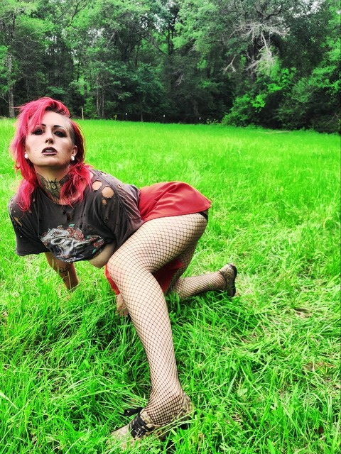 alternative_cowgirl6 header picture leakfans.com