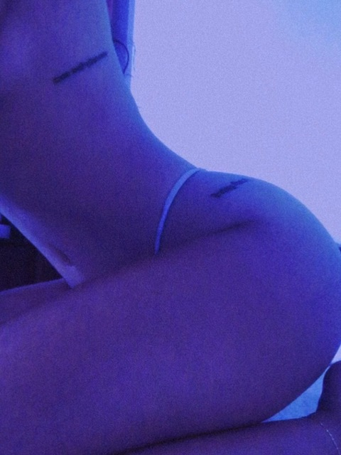 aly_0622 header picture leakfans.com