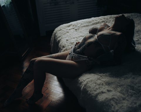 amanekii header picture leakfans.com