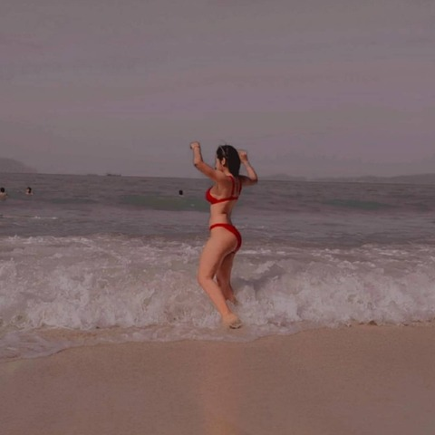 ambergoodhead header picture leakfans.com