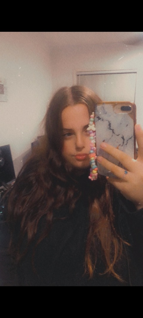 amberquinn9 header picture leakfans.com