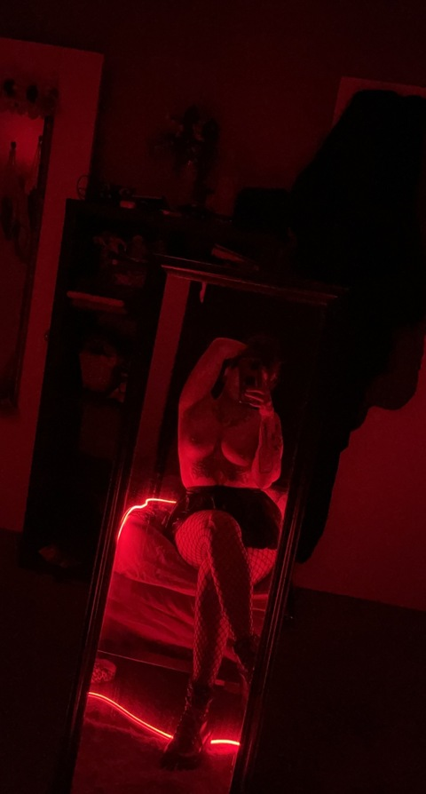 amemery header picture leakfans.com