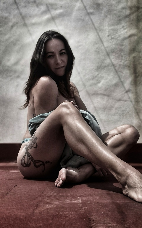 anamaria1313 header picture leakfans.com