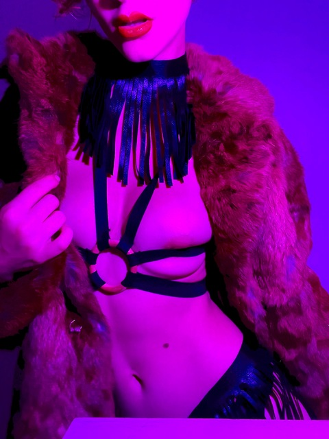 anestiafree header picture leakfans.com