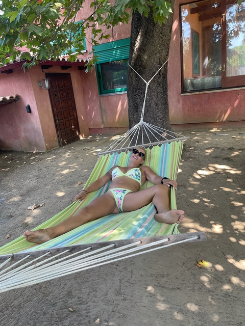 angelazisi header picture leakfans.com