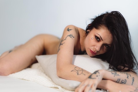 annamariesilk header picture leakfans.com