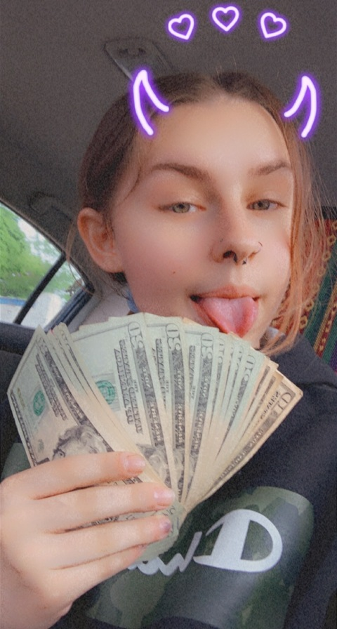 annasellerxo header picture leakfans.com