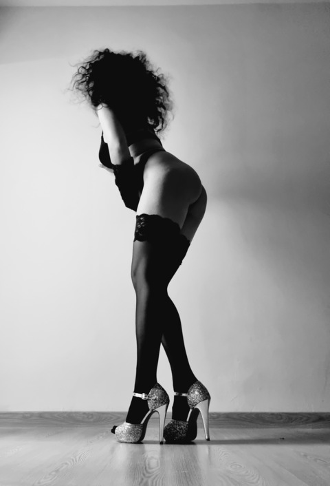 anne.bella header picture leakfans.com