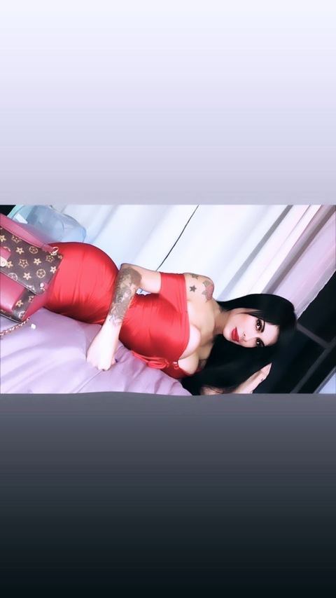 antonellatops header picture leakfans.com