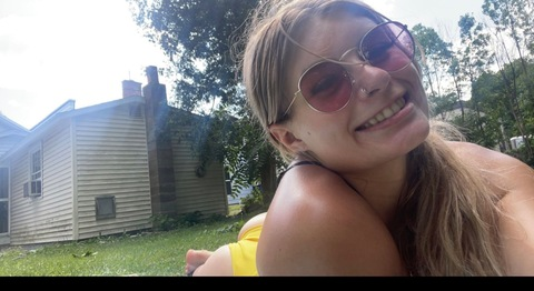 ariaaxoxo header picture leakfans.com