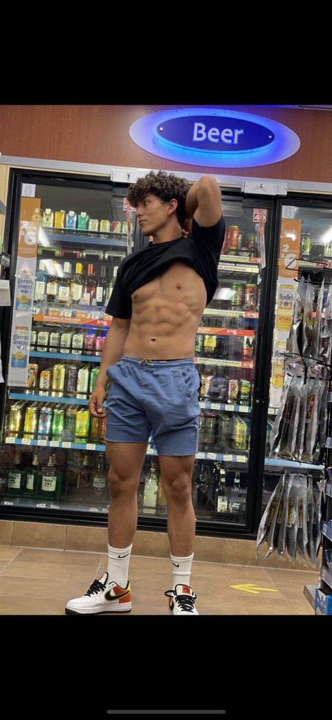 armandovegazz header picture leakfans.com