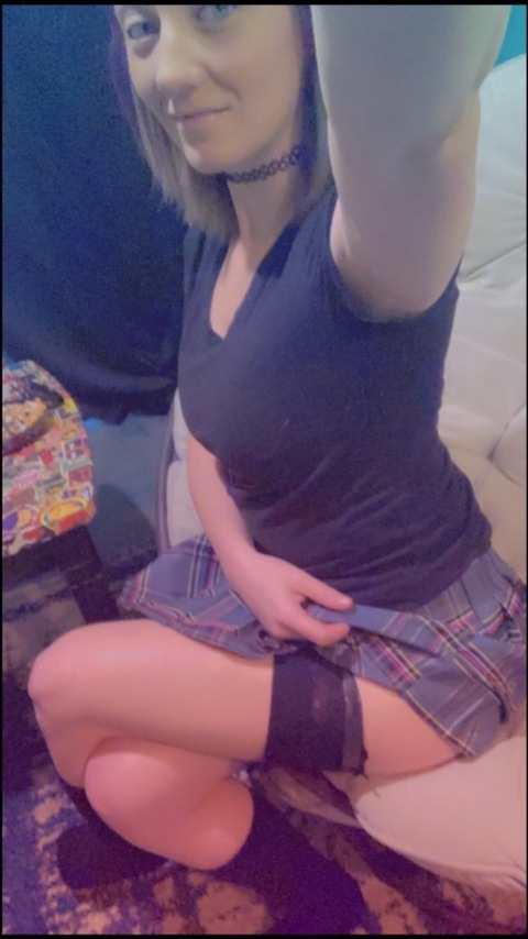 armani87 header picture leakfans.com