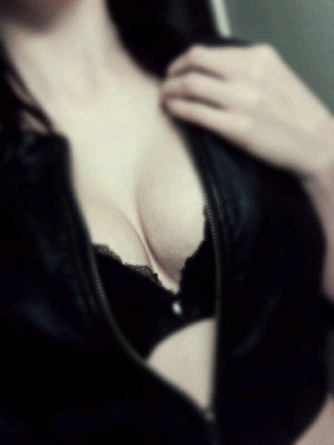 asdirina header picture leakfans.com