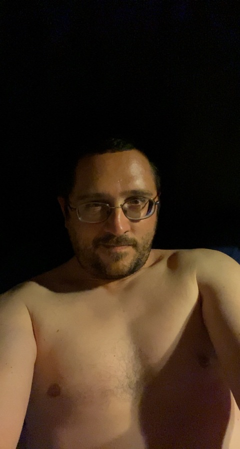 atsugua1983 header picture leakfans.com