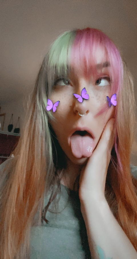 aurora_isley header picture leakfans.com