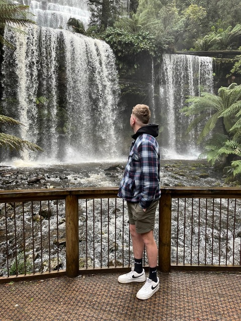 aussie-boy98 header picture leakfans.com