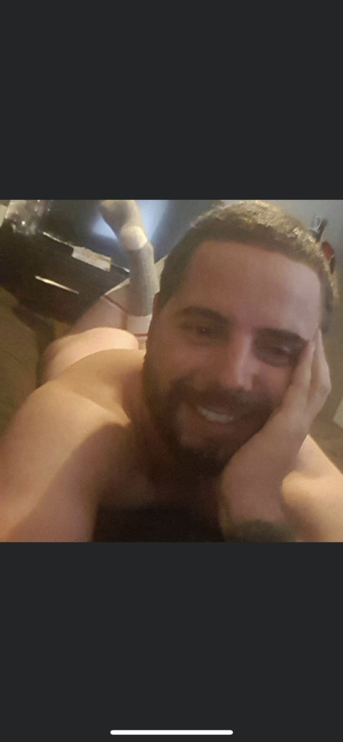 averagedadboddude header picture leakfans.com