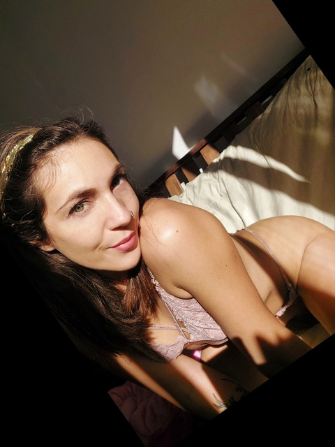 ayathina header picture leakfans.com