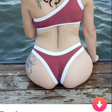 b00tybabe98 header picture leakfans.com