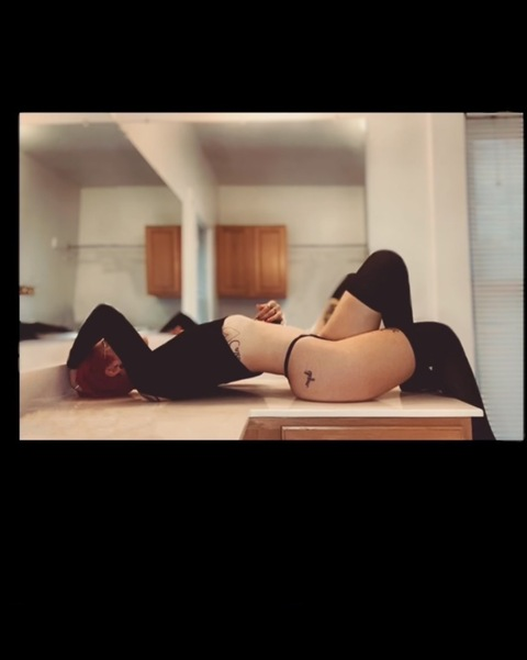 b_sissy_free header picture leakfans.com