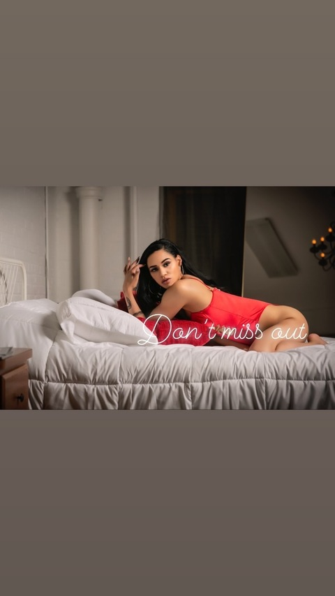 baaddiemaddie header picture leakfans.com