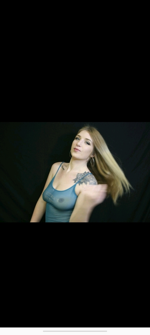 babyalyxx header picture leakfans.com