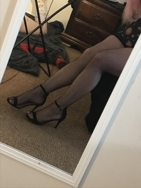 babydee933 header picture leakfans.com