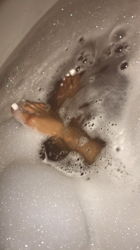 babyleeyah header picture leakfans.com