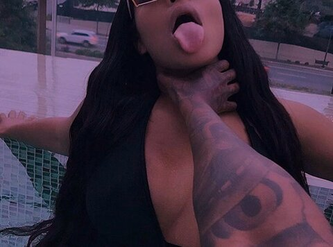 babythuggataya header picture leakfans.com