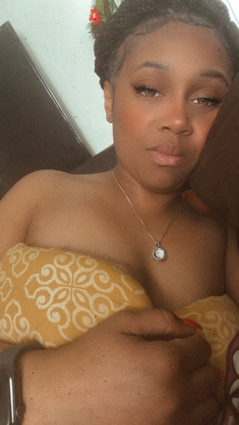 badbitchna header picture leakfans.com