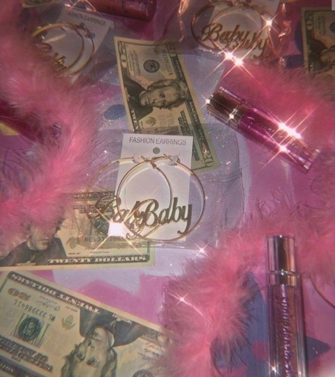 badbunnii123 header picture leakfans.com