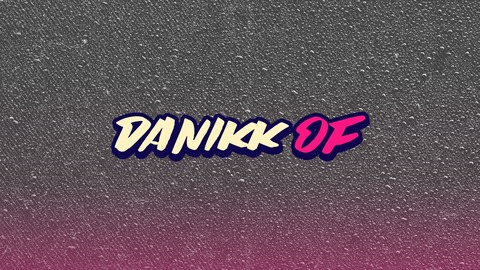 baddielauraaa header picture leakfans.com