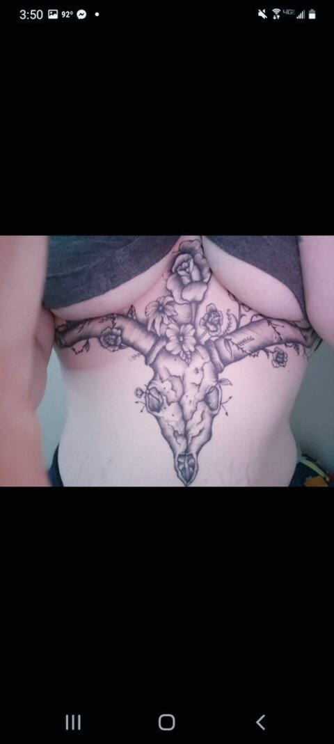 bananna2016 header picture leakfans.com