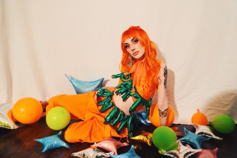 barbiegraveyard header picture leakfans.com