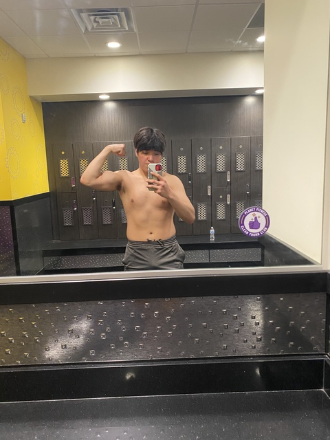 beazikre header picture leakfans.com