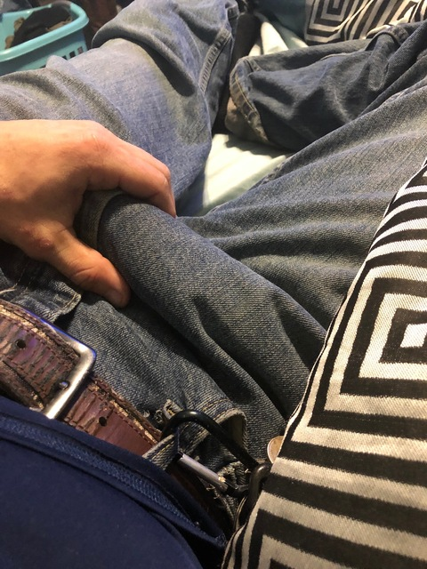 behindblueeyes0402 header picture leakfans.com