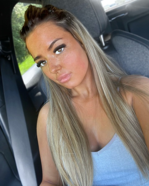 bellaleelondon header picture leakfans.com