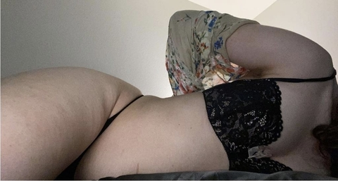 bellarainofxxx header picture leakfans.com