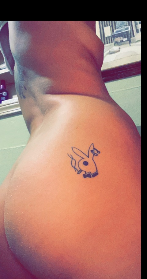 bhadbabe420 header picture leakfans.com