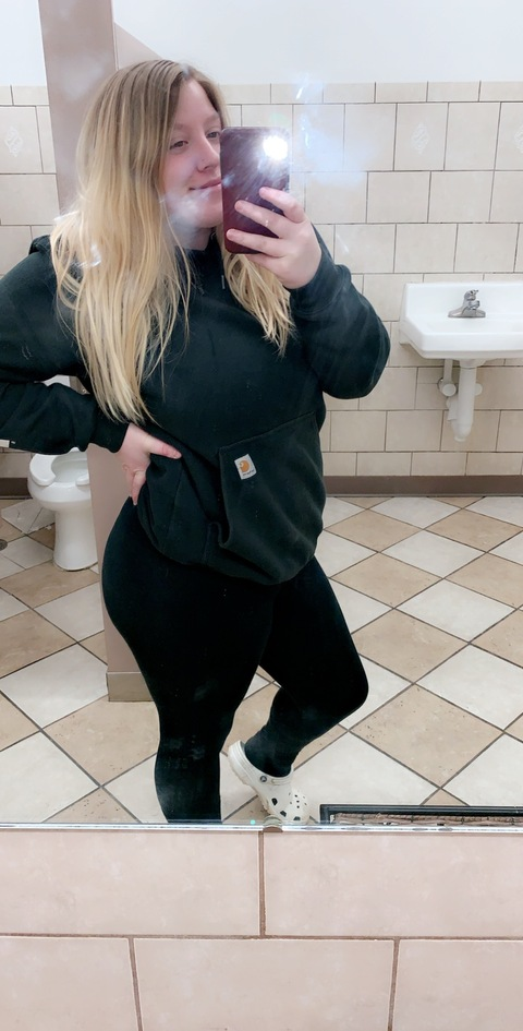 bigtitblonde2 header picture leakfans.com