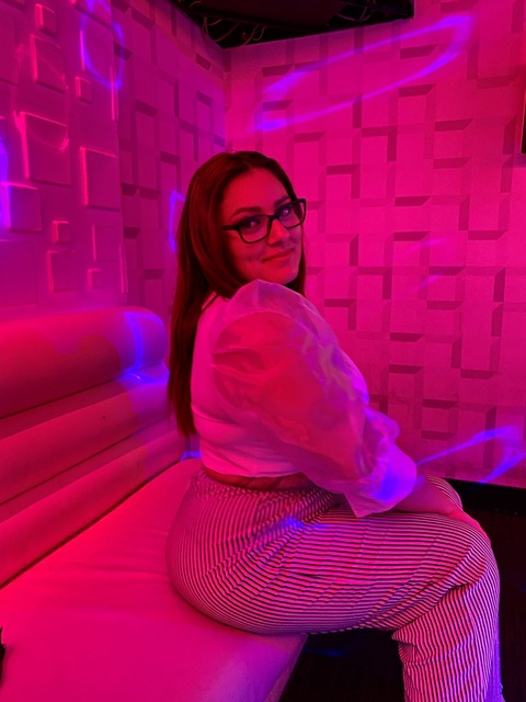 bigtitttytee header picture leakfans.com